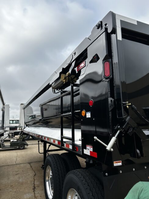 trailer image